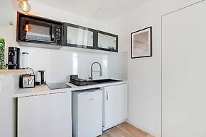 Modern Apartment - 2br/4p - Sacre-coeur