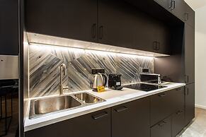 Luxury on the Champs-elysees: Prestigious, 10P 5BR