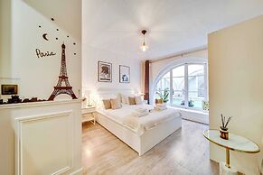 Amazing Historical Parisien Apartment Next TO Louvre Area ! - 1