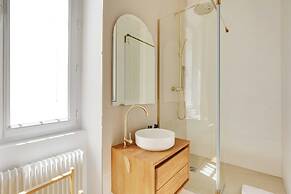 Elegant Apartment -2br/6p - Pere Lachaise