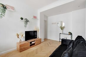 Elegant Apartment -2br/6p - Pere Lachaise