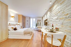 Amazing Historical Parisien Studio Next TO Louvre Area ! - 2
