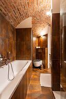 Bright Triplex - 4br/10p - Moulin Rouge