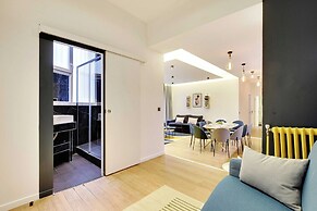 Spacious Apartment - 2b/10p - AC - Marais