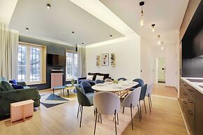 Spacious Apartment - 2b/10p - AC - Marais