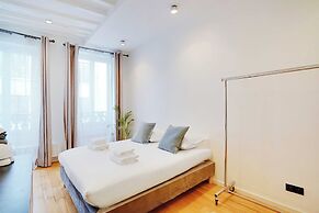 Stunning Apartment - 4br/8p - Mail