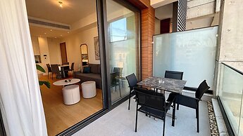 Oxford House Apt by TrulyCyprus