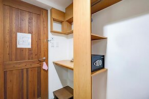 Collection O BRBlock Boutique & Residences, Santa Cruz Olympia, Makati