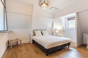 Haven of Peace With Heated Pool and Garden