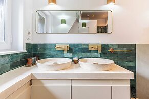 Haven of Peace With Heated Pool and Garden