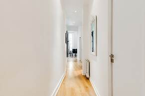 Chic Apartment - 2br/5p - Boulevard Saint-germain