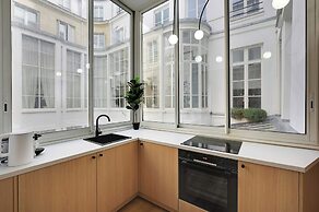 Elegant Apartment With 2 Rooms