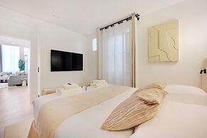 Elegant Apartment With 2 Rooms