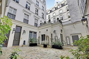 Magnificent 2P Studio - Louvre Museum / Tuileries