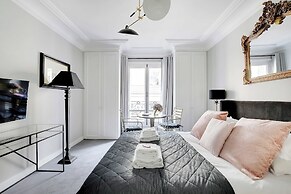 Magnificent 2P Studio - Louvre Museum / Tuileries