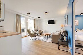 Elegant Apartment With Terrace - 1br/4p- Vanves