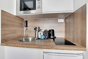 Cosy and Bright Little Apartment - Menilmontant