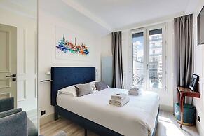 Modern Apartment With Balcony - 2br/6p- Roquette