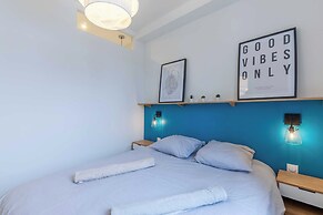 Apartment 4 People w/ Balcony 500m From the Beach