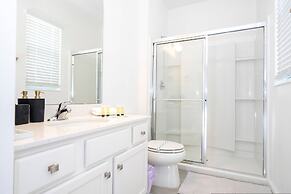 Stunning 15 Suites Close to Disney