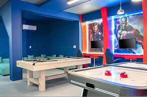 Stunning 15 Suites Close to Disney