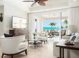 Great two-bedroom apartment Grace Bay