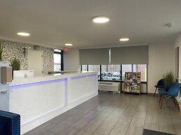 Hotel 10 Extended Stay