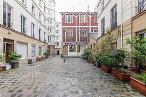 Charming Apartment in Marais With 1 Room