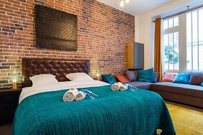 Appartement in the Heart of Paris Republique