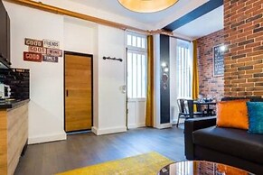 Appartement in the Heart of Paris Republique