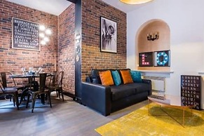 Appartement in the Heart of Paris Republique