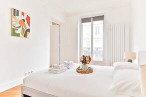 2bdr / 4P Apartment Montmartre/moulin Rouge