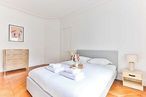 2bdr / 4P Apartment Montmartre/moulin Rouge