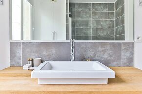 2bdr / 4P Apartment Montmartre/moulin Rouge