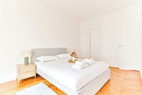 2bdr / 4P Apartment Montmartre/moulin Rouge