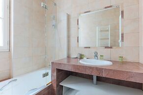 Very Spacious Apartment - 5br/10p - Champs-elysees