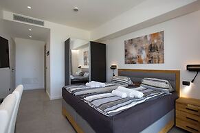 Villa Rita Pool & Spa