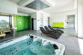 Villa Rita Pool & Spa