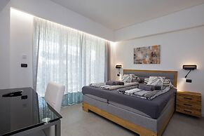 Villa Rita Pool & Spa