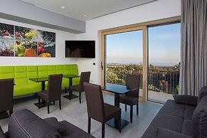 Villa Rita Pool & Spa