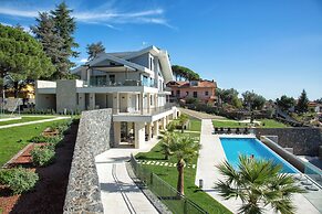 Villa Rita Pool & Spa