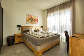 Villa Rita Pool & Spa