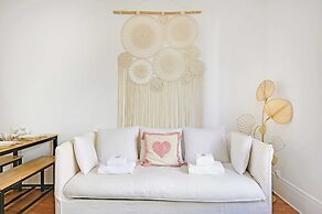 Charming Apartment -4p- Near Arc de Triomphe