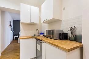 Cosy Apartment in Pigalle for 2 People