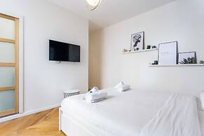 Cosy Apartment in Pigalle for 2 People