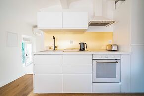 1 Bedroom Apartment in City Center, Near Old Port