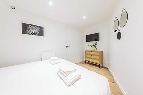 Magnificent Duplex - 2br/6p - Near Montmartre