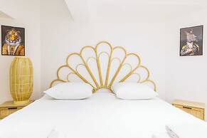 Magnificent Duplex - 2br/6p - Near Montmartre