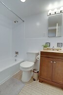 Contemporary Studio by Barton Park