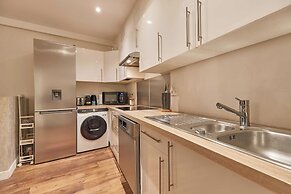 Classy Apartment - Eiffel Tower